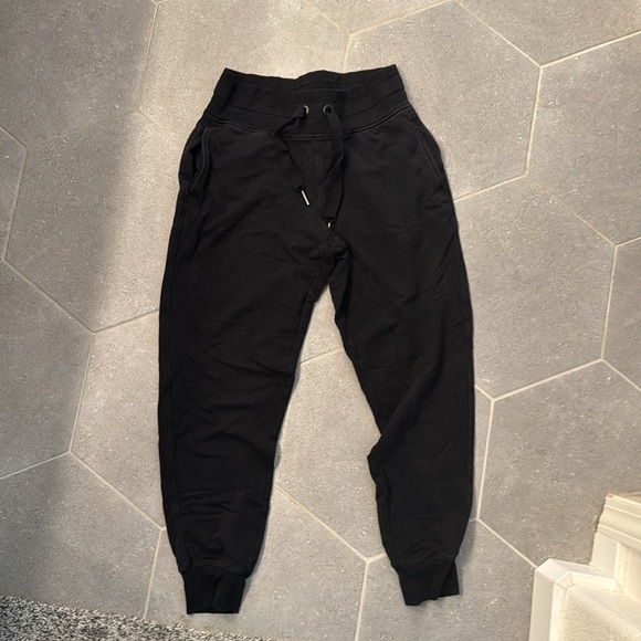 Athletes XS Joggers - Picture 2 of 3